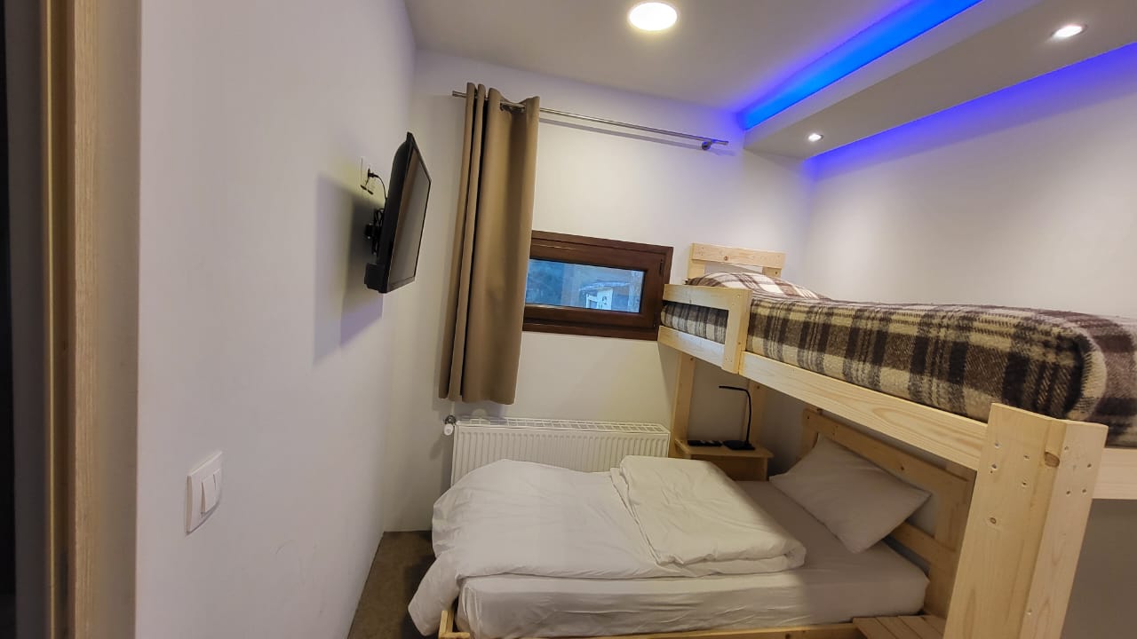 Δίκλινο δωμάτιο με κουκέτα